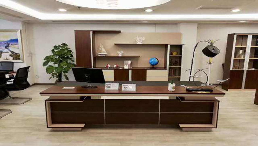 老板辦公桌椅定制如何選擇？-深圳美林辦公家具